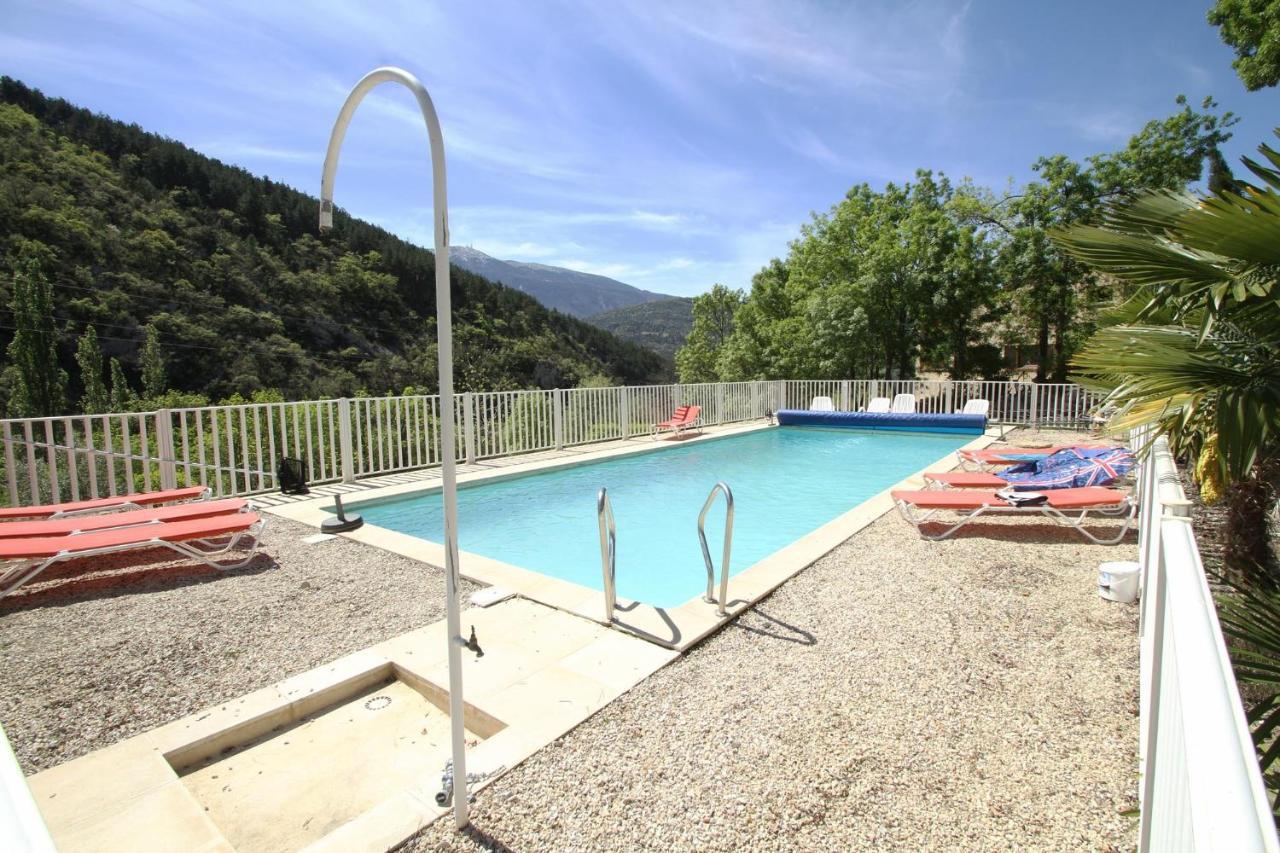 Chambre Une Fenetre Sur Le Ventoux La Clue Plaisians Exterior foto